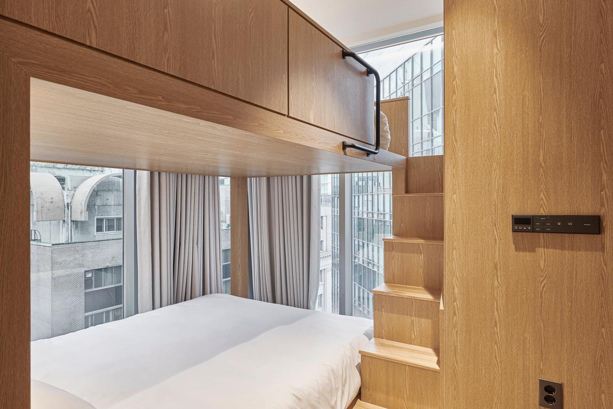 Drip&drop, Myeongdong Hotel a capsule Seul
